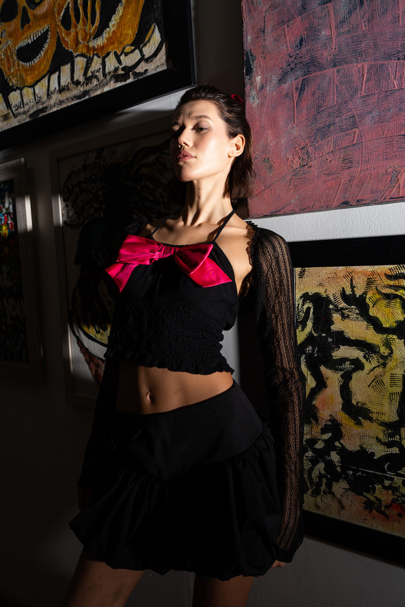 Black-Fuchsia Bow-Accent Crop Cami & Lace Bolero & Mini Skirt Set