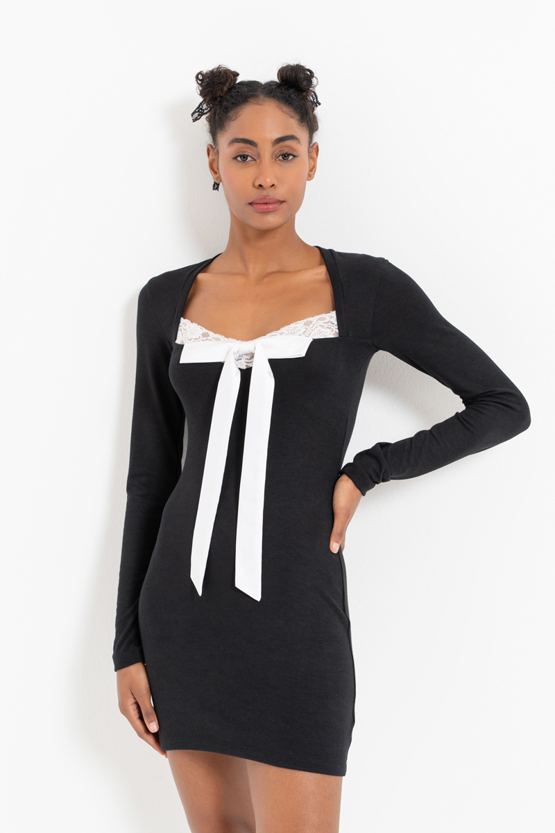 Black-Offwhite Long-Sleeve Bow-Accent Dress