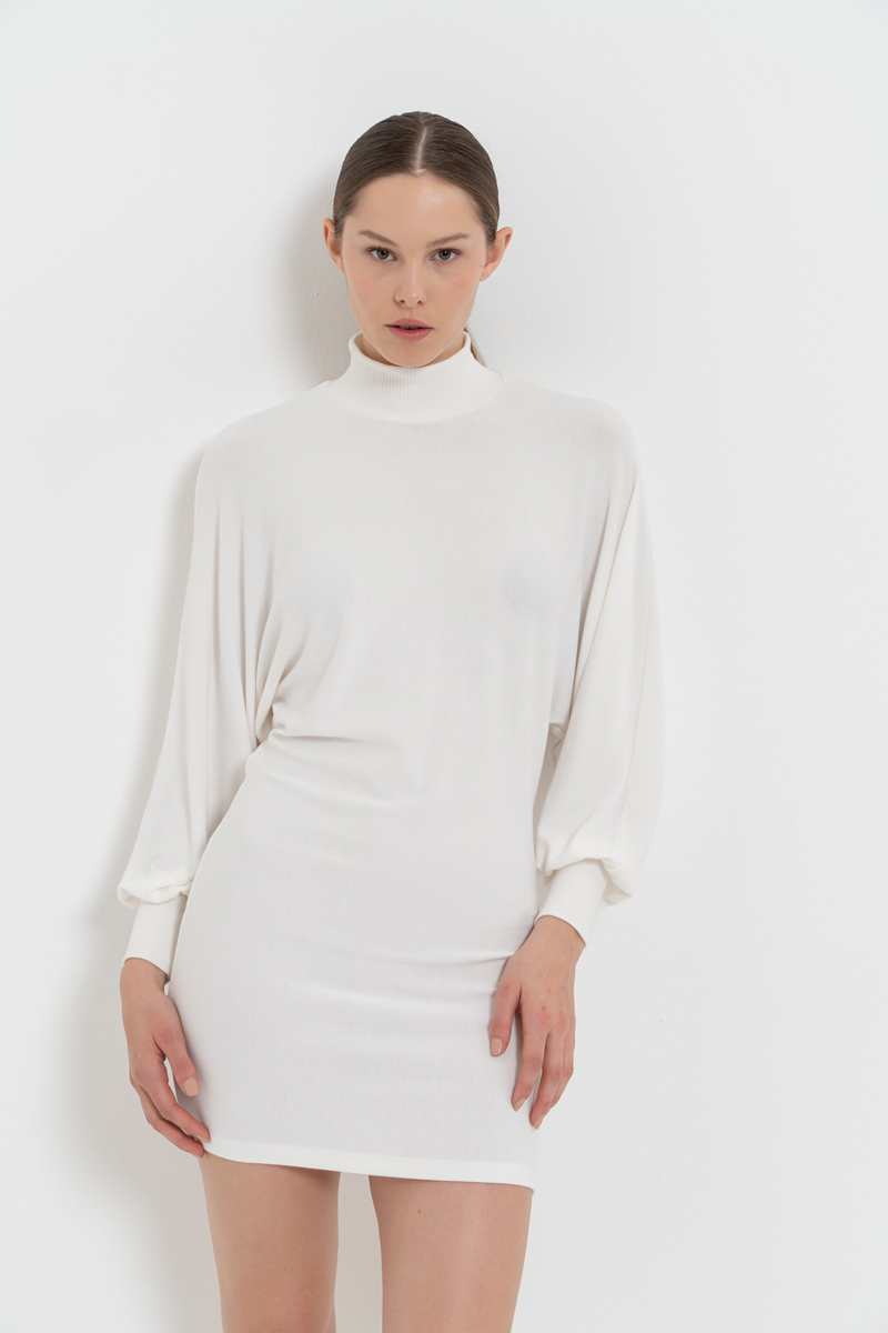 Toptan Yarasa Kollu Off white Balıkçı Yaka Mini Elbise