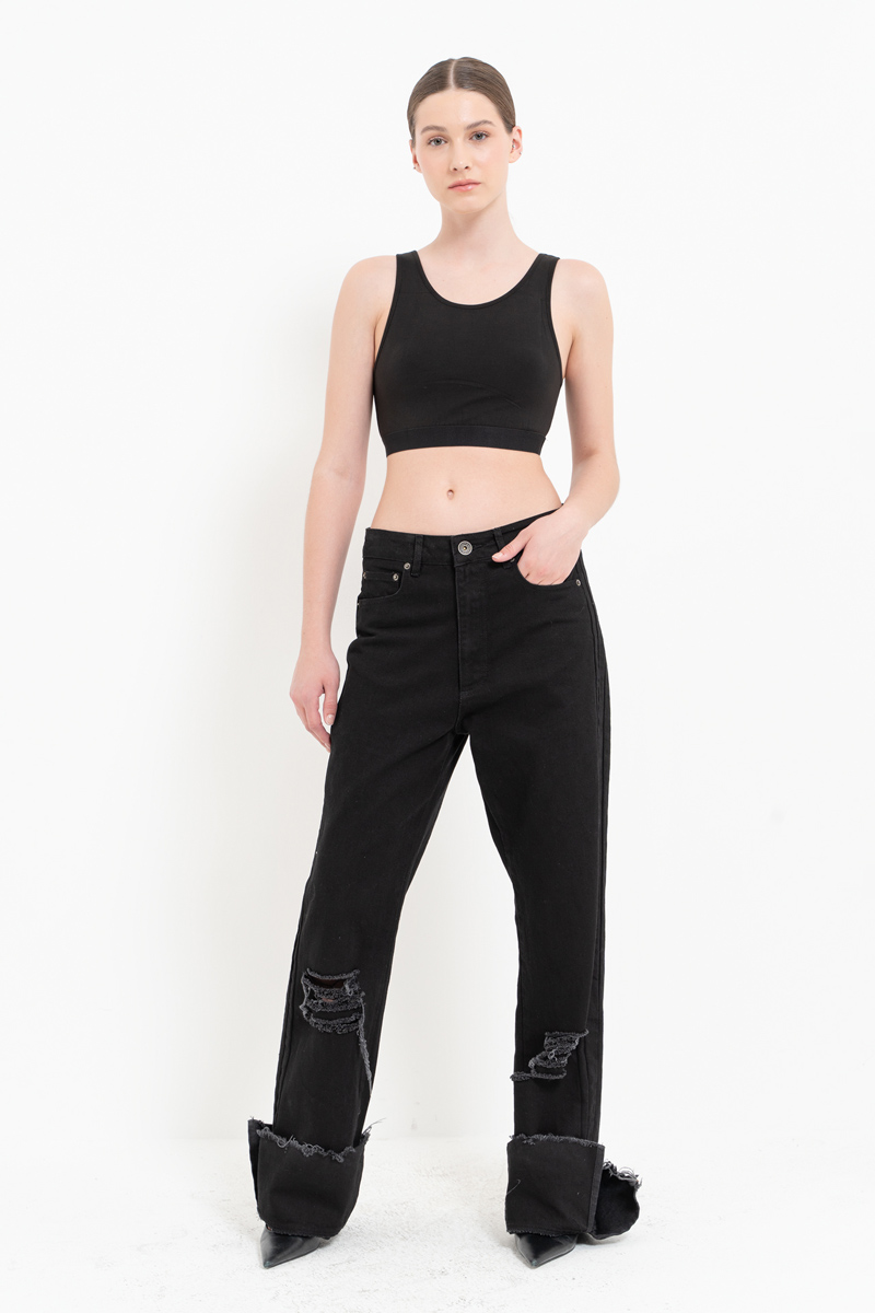 Sleeveless Scoop Neck Wide Strap Crop Black Top