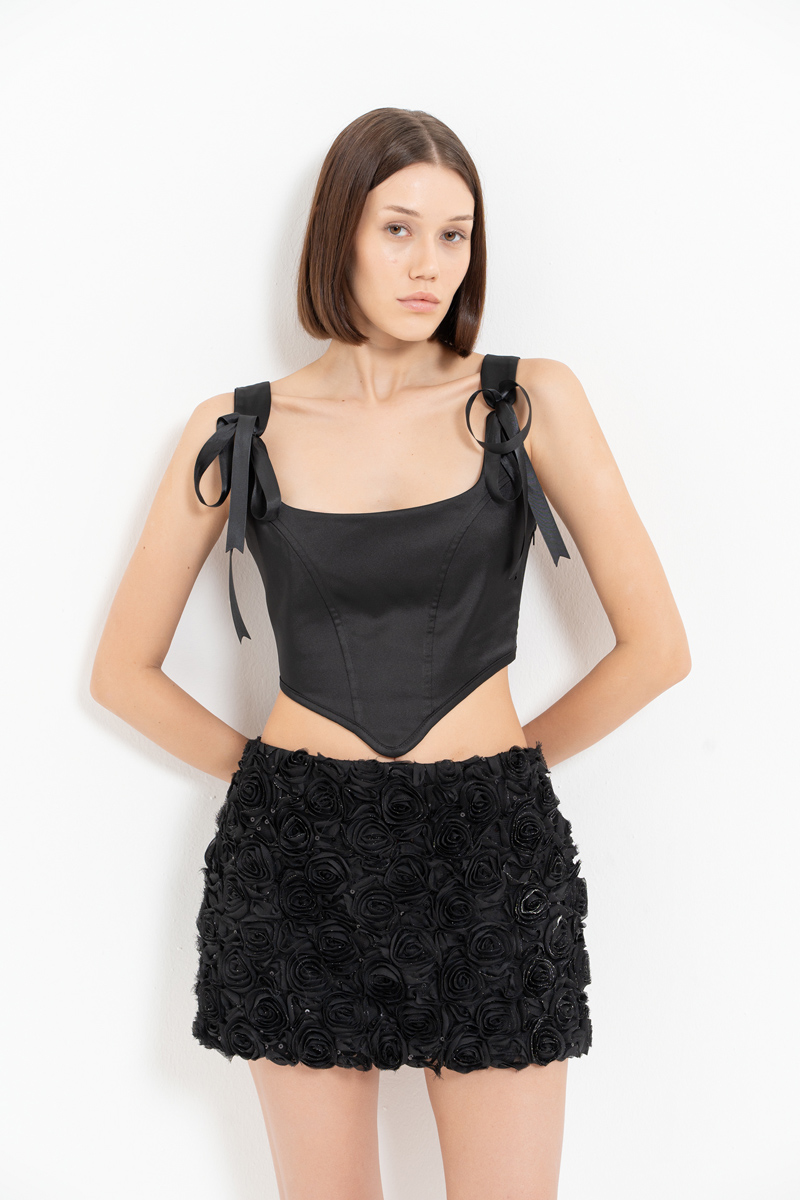 Black Rose-Accent Mini Skirt