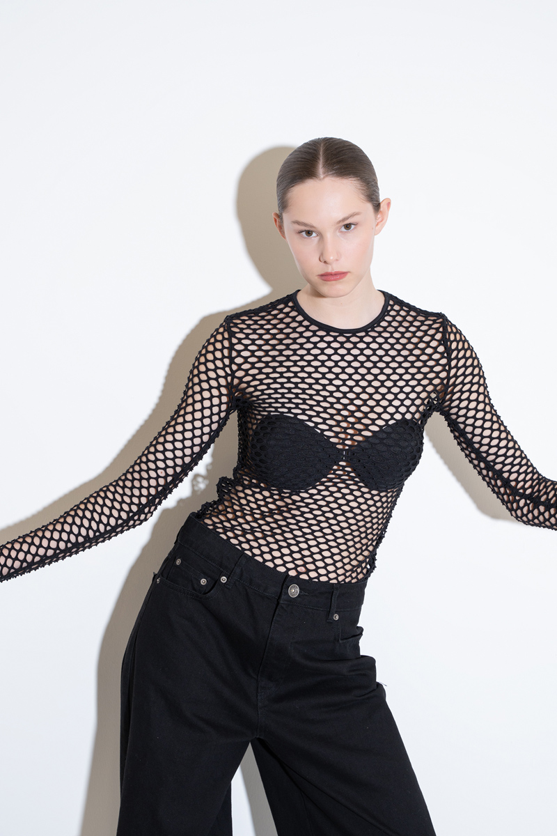 Black Long-Sleeve Net Top