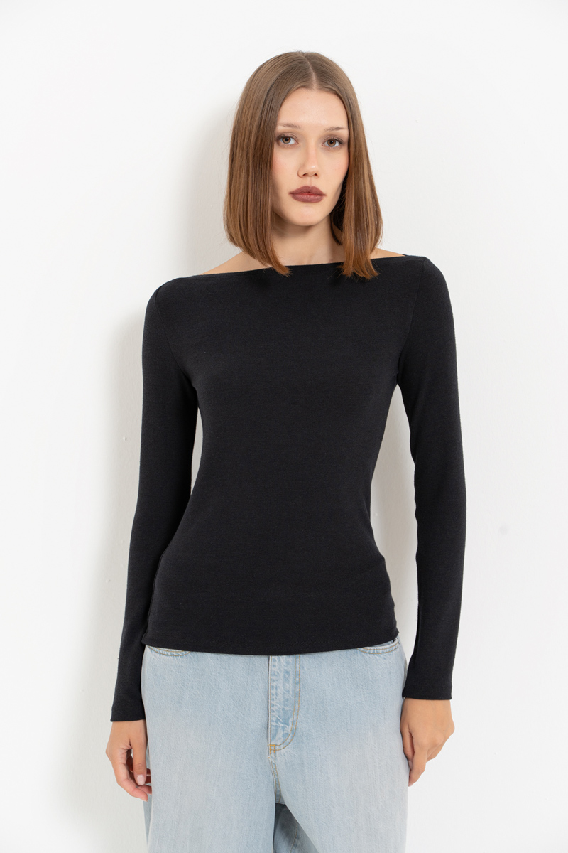 Black Boat-Neck Long-Sleeve Top