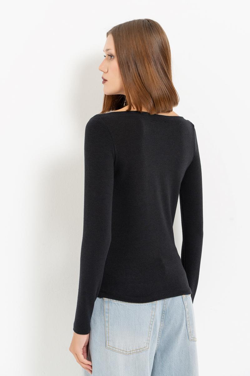 Black Boat-Neck Long-Sleeve Top