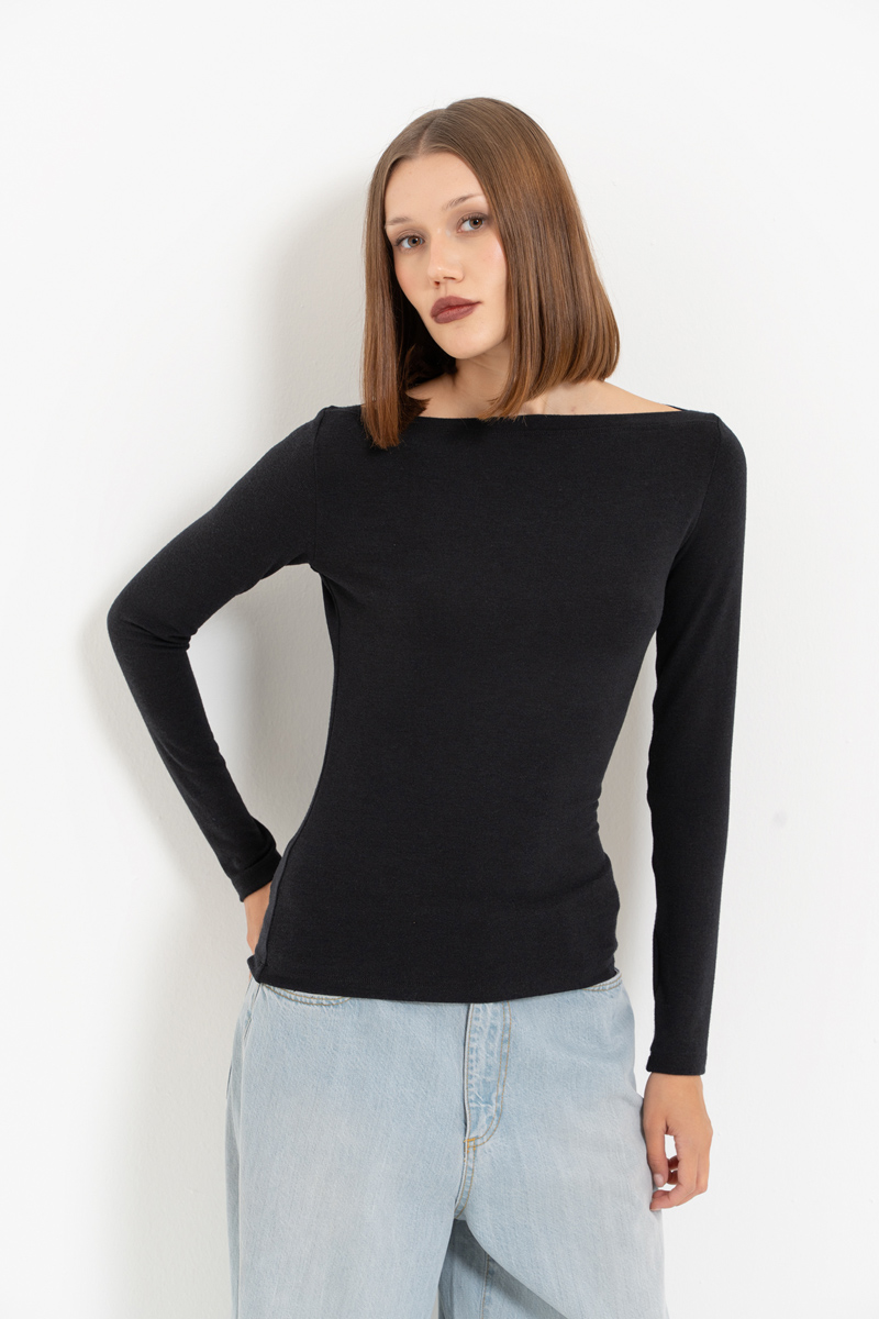 Black Boat-Neck Long-Sleeve Top