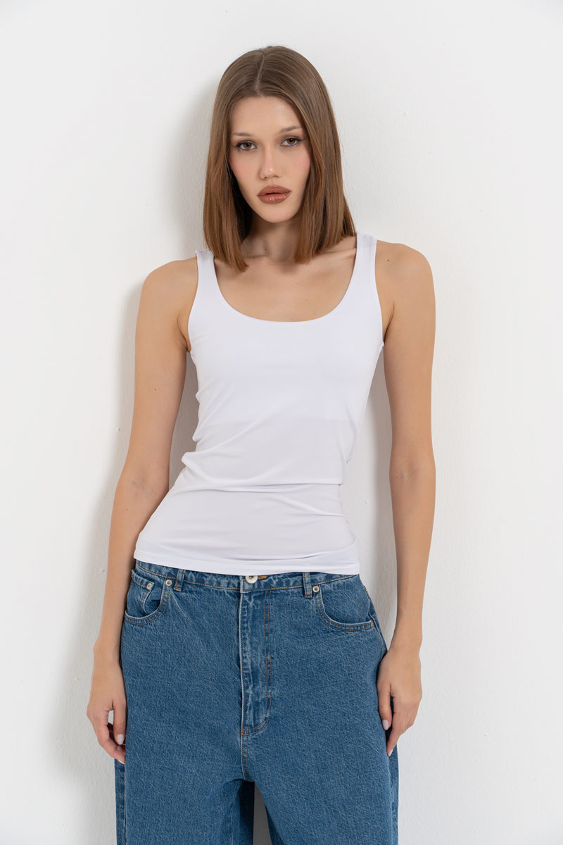 Round Neck Sleeveless White Tank Top