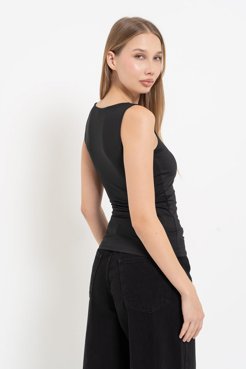 Round Neck Sleeveless Black Tank Top