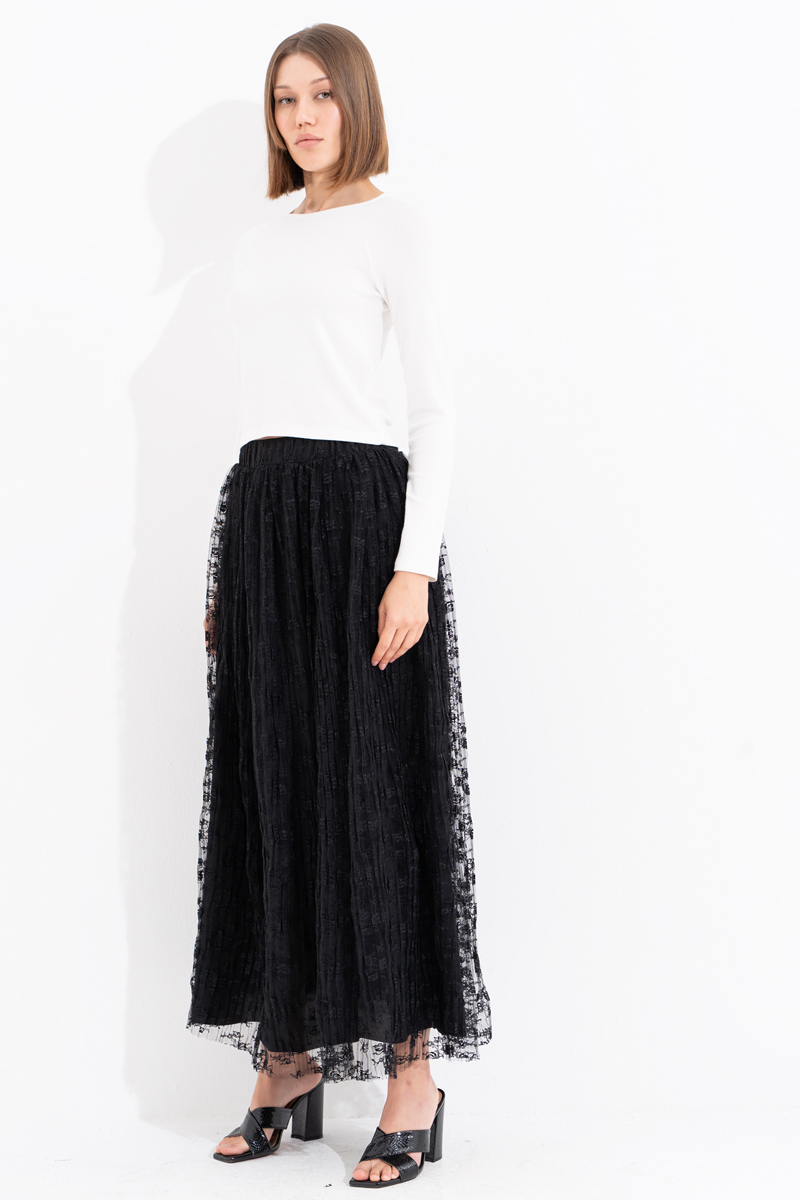 Offwhite Raglan-Sleeve Crop Top