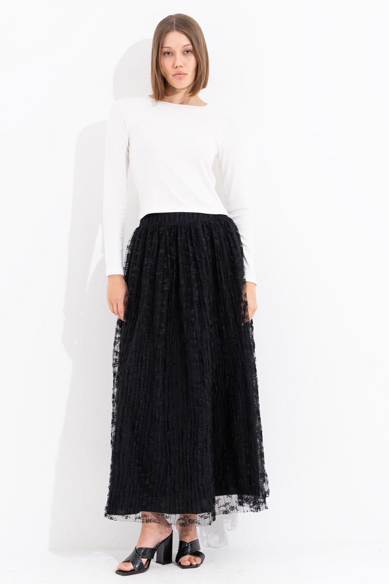 Offwhite Raglan-Sleeve Crop Top