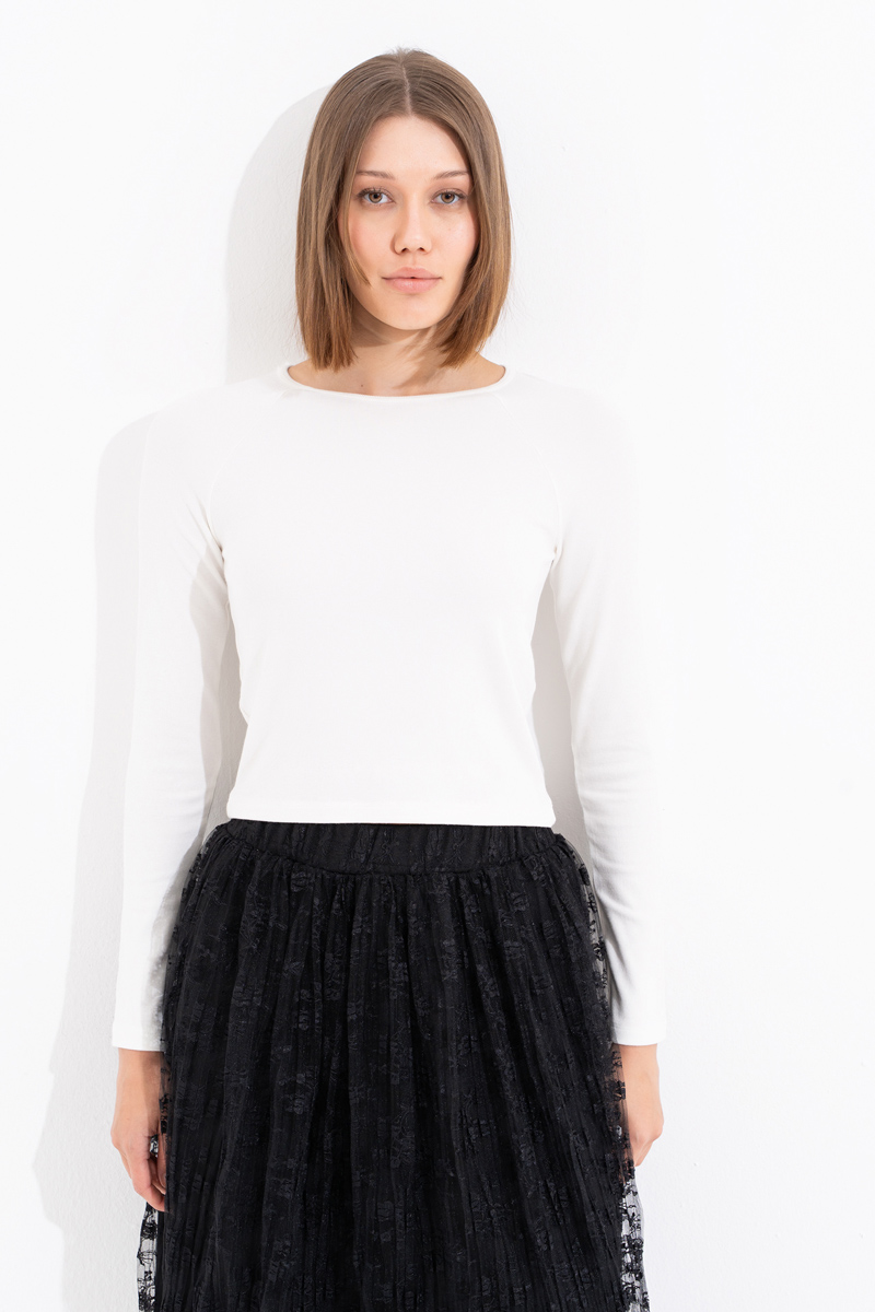 Offwhite Raglan-Sleeve Crop Top