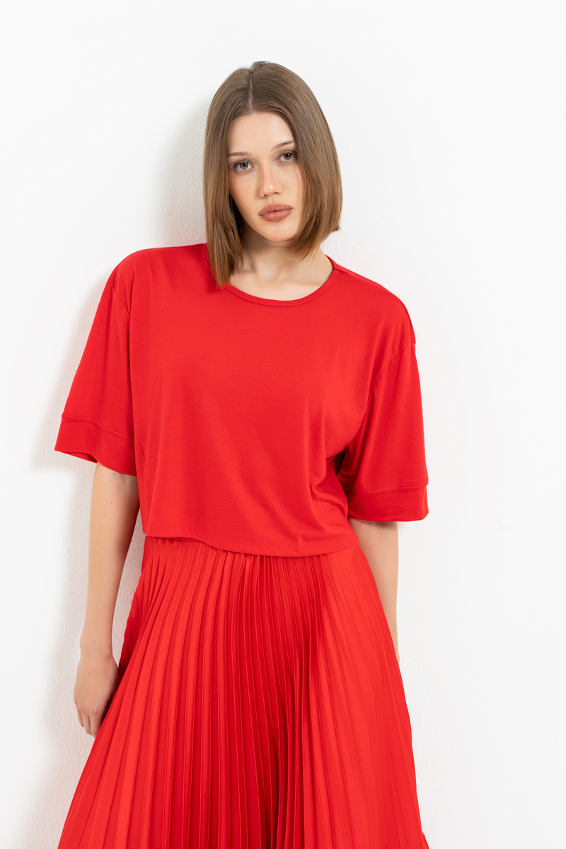 Red Crop T-Shirt